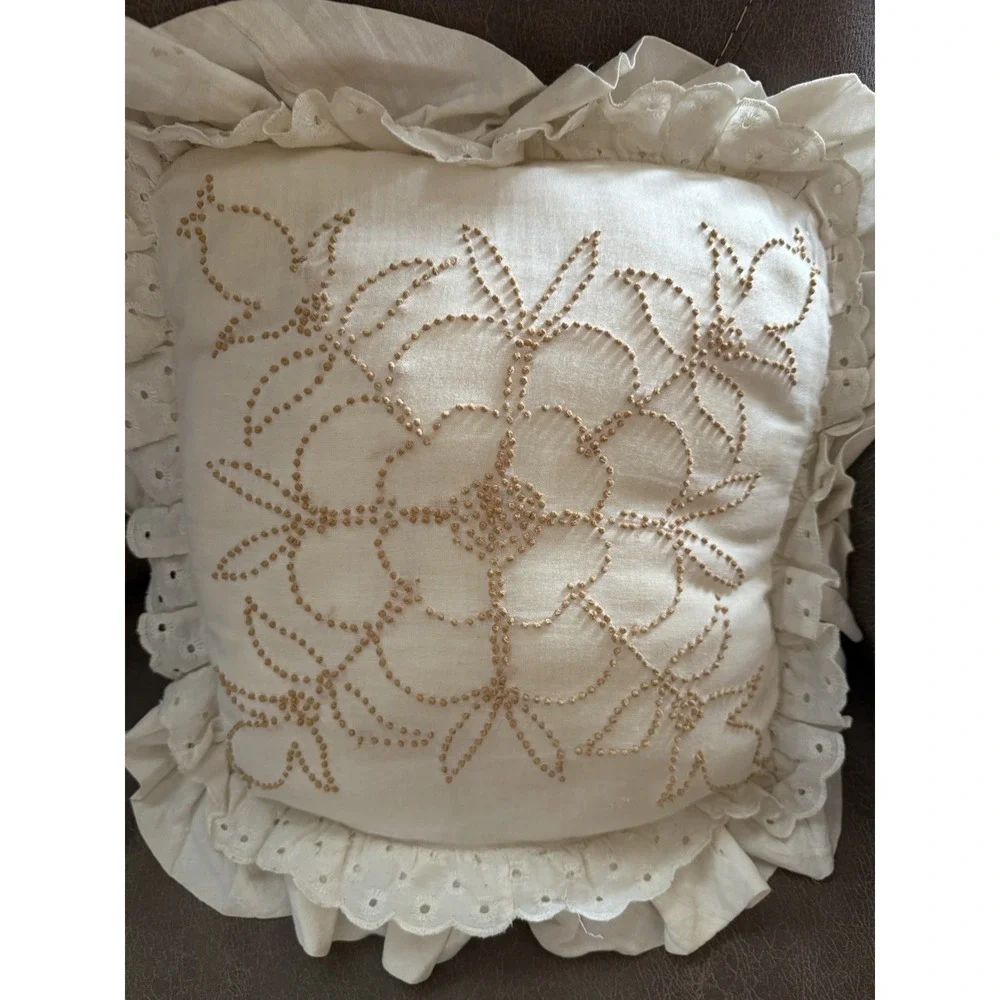 VTG Candlewicking Accent Throw Pillow Flower Needlework Handmade Cottagecore 12